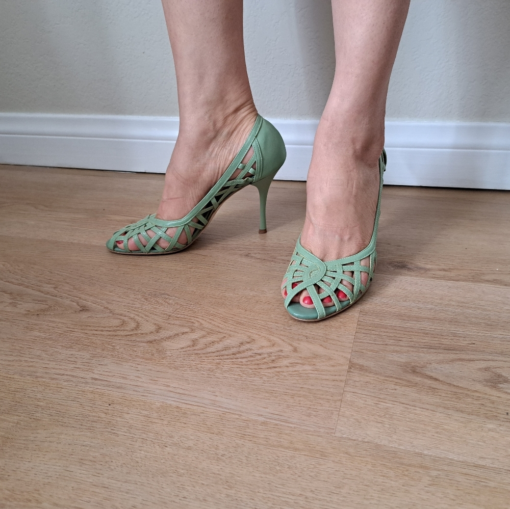 Bcbgirls green heels